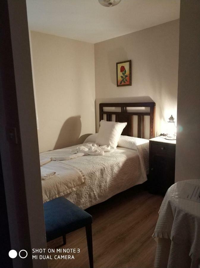 Pension Pura Cuntis Buitenkant foto